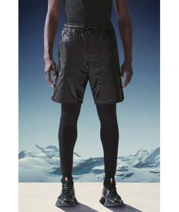 MONCLER GRENOBLE DAY-NAMIC Short 2 - 3 jours ouvrés.